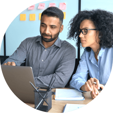 Customer success manager walking through a product tour with a customer