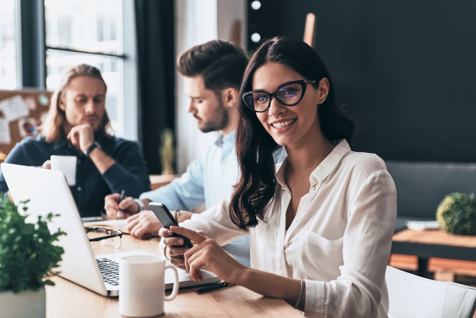 15 Must-Read Sales Books for Every Professional
